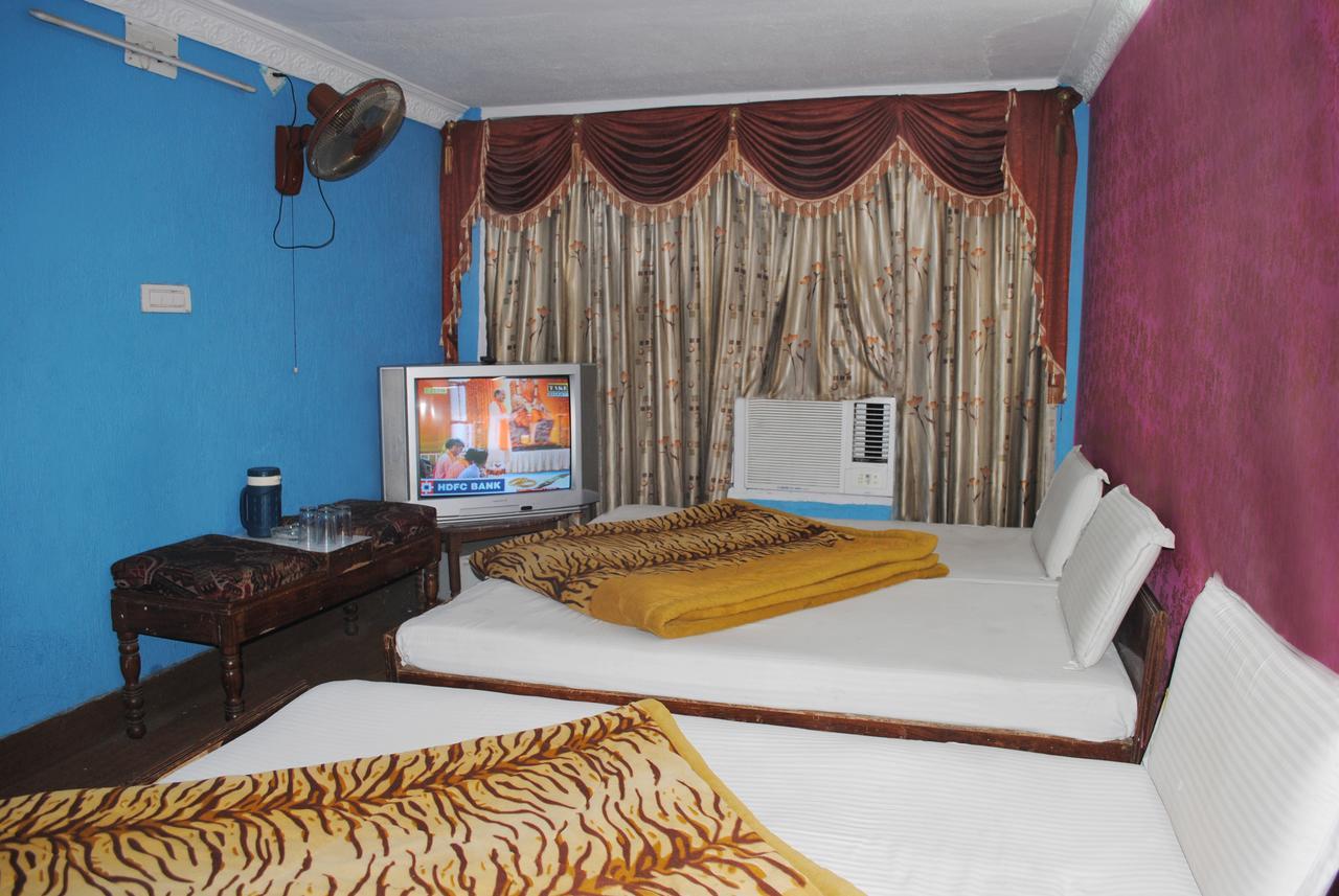 Hotel Jandyal Jammu Exterior photo